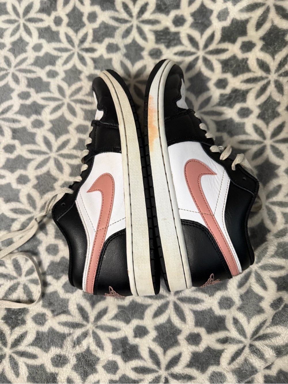 Air Jordan 1 White rust pink and black